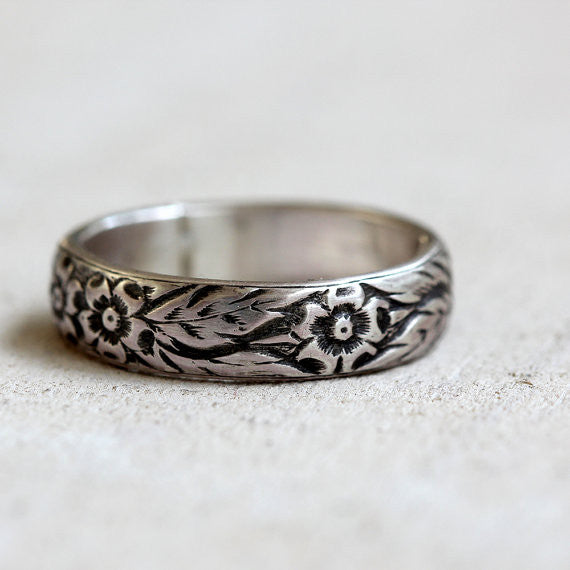 Sterling silver or gold floral pattern ring