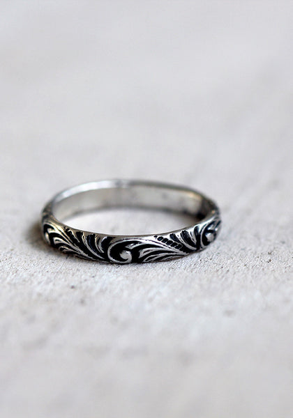 Renaissance pattern ring