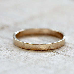 Hammered ring 14k gold