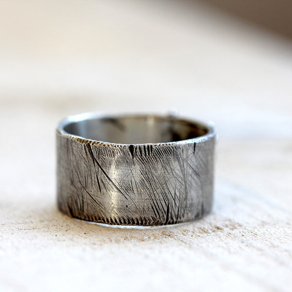 Distressed ring